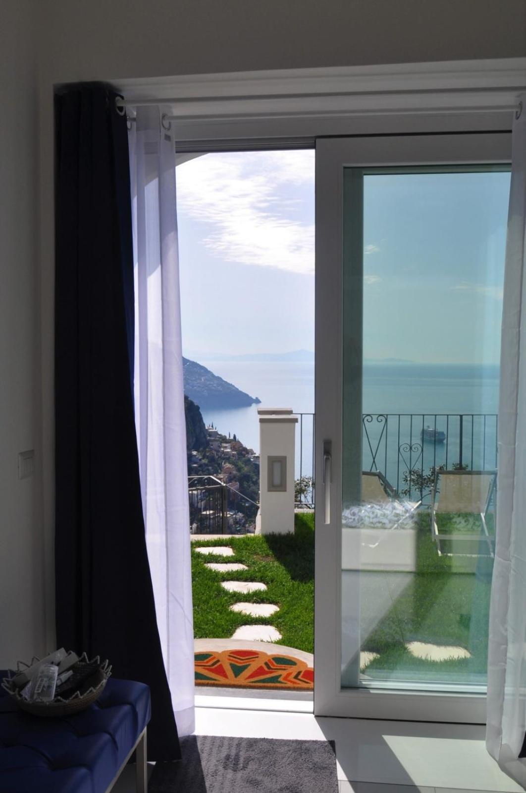 Gresy Appartamento Suite Positano Luaran gambar